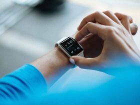 How to Buy a Best Smartwatch or Fitness Tracker Right Now